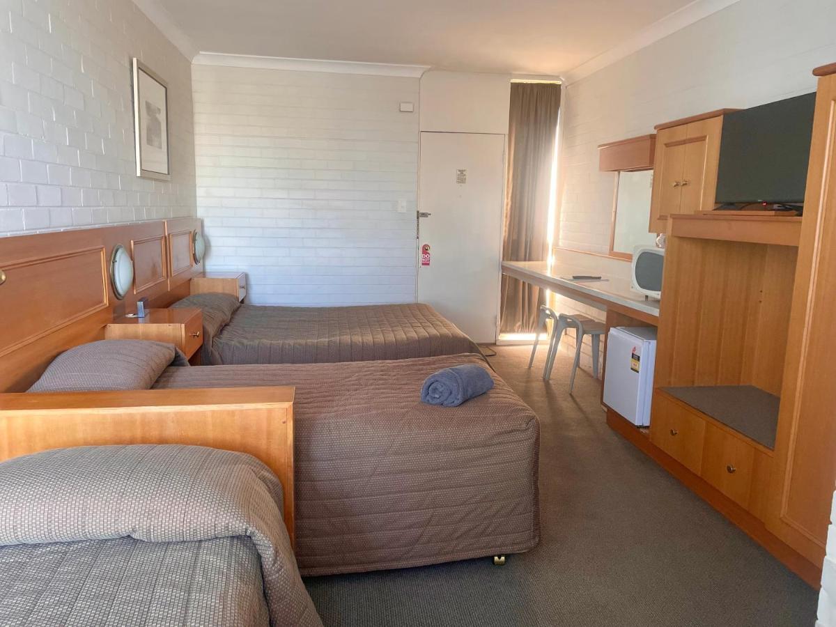 Goulburn Motor Inn Екстер'єр фото